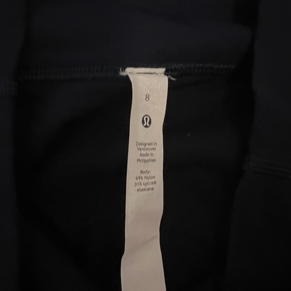 Wunder Under in Navy 25” - Picture 2 of 3